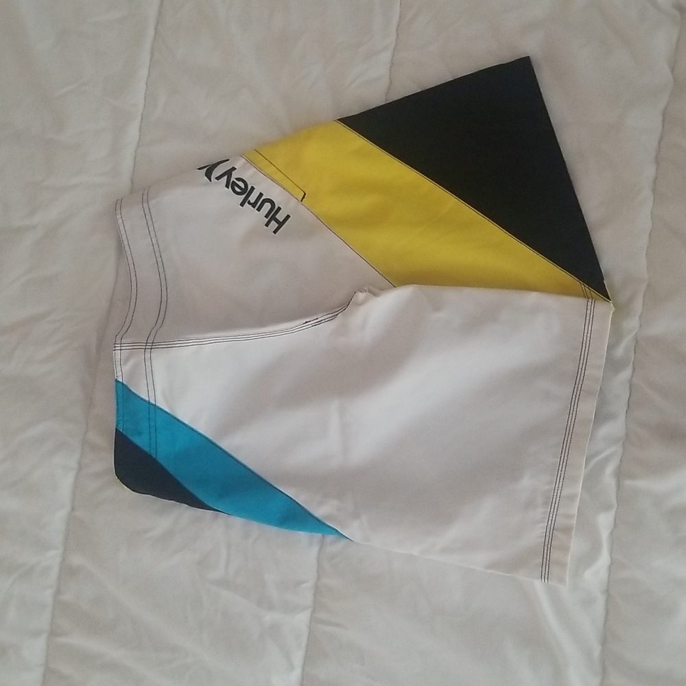 Shorts/shirts - Picture 8 of 9